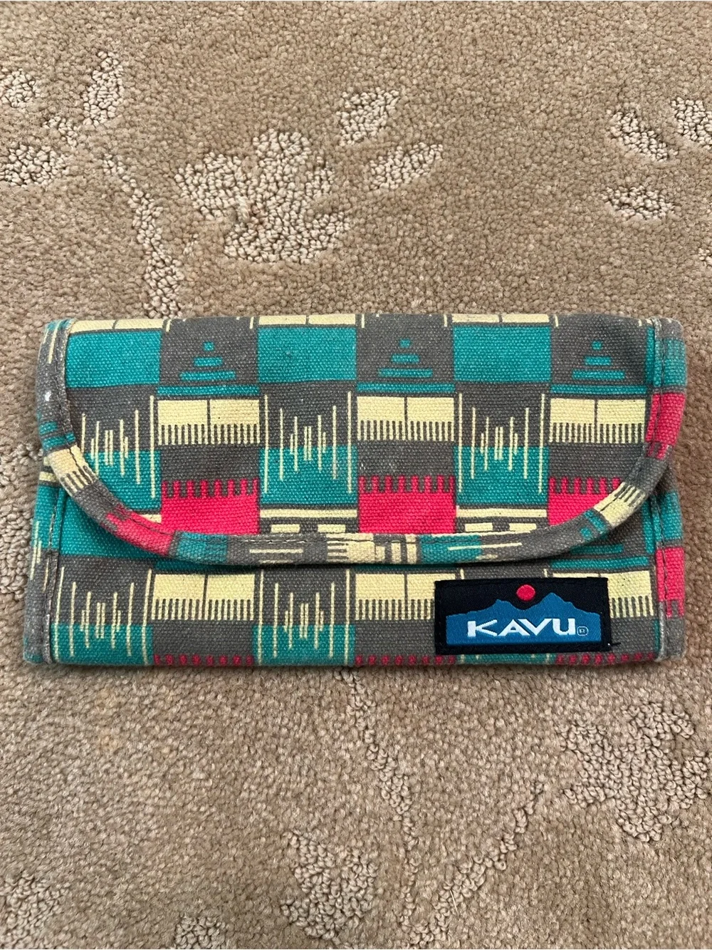 Kavu Tri Fold Wallet